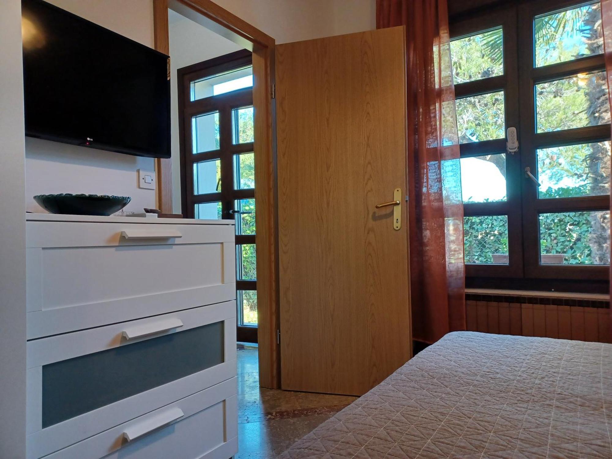 Excellent Mia Apartment